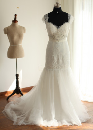 Cap Sleeves Ivory EyeLash Lace Tulle Beaded Wedding Dress